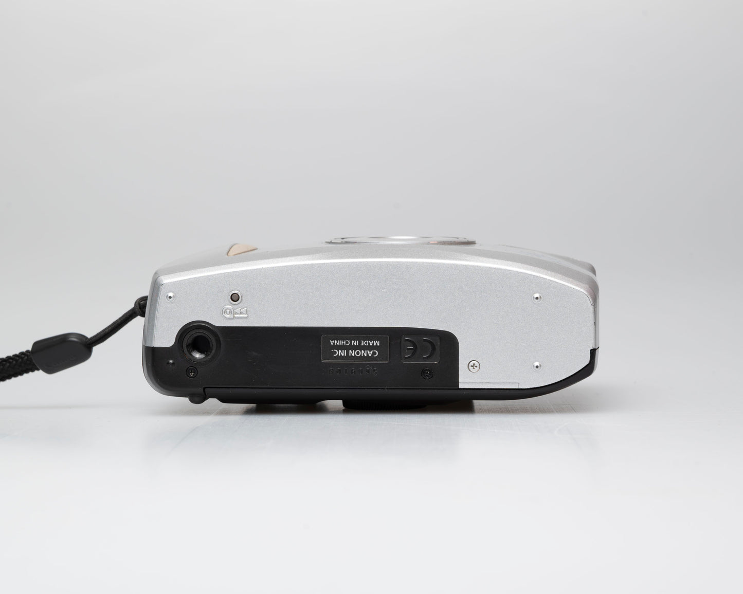 Canon Sure Shot 65 Zoom camera w/ case (serial 5009108)