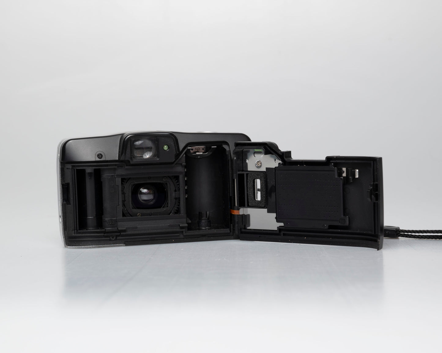 Canon Sure Shot 65 Zoom camera w/ case (serial 5009108)