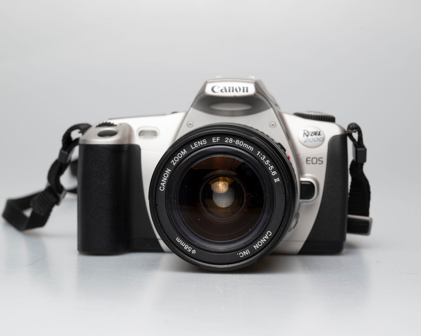 Canon EOS Rebel 2000 35mm film SLR w/ Canon EF 35-80 lens + ever-ready case