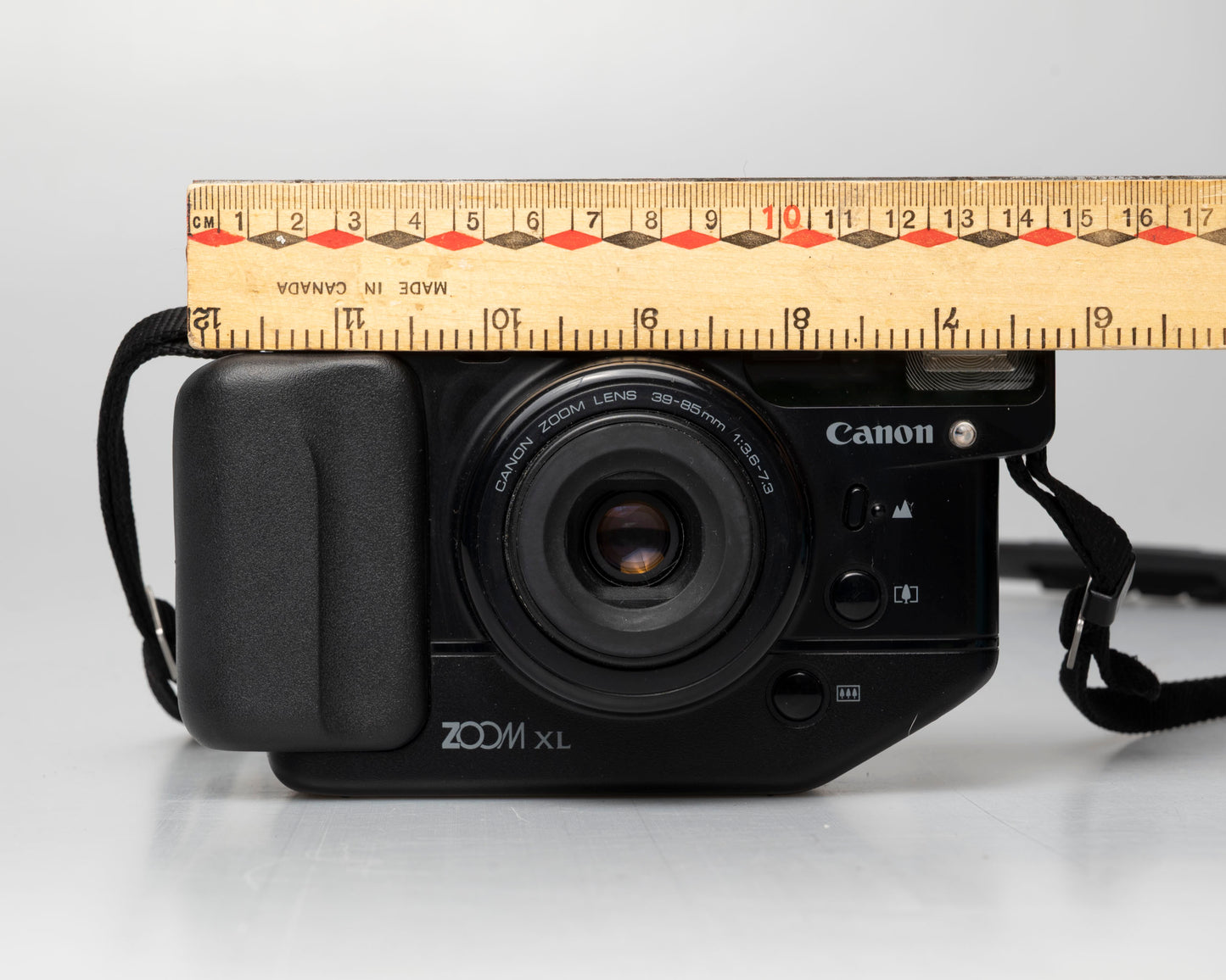 Appareil photo argentique Canon Sure Shot Zoom XL 35mm avec étui (série 1186338)