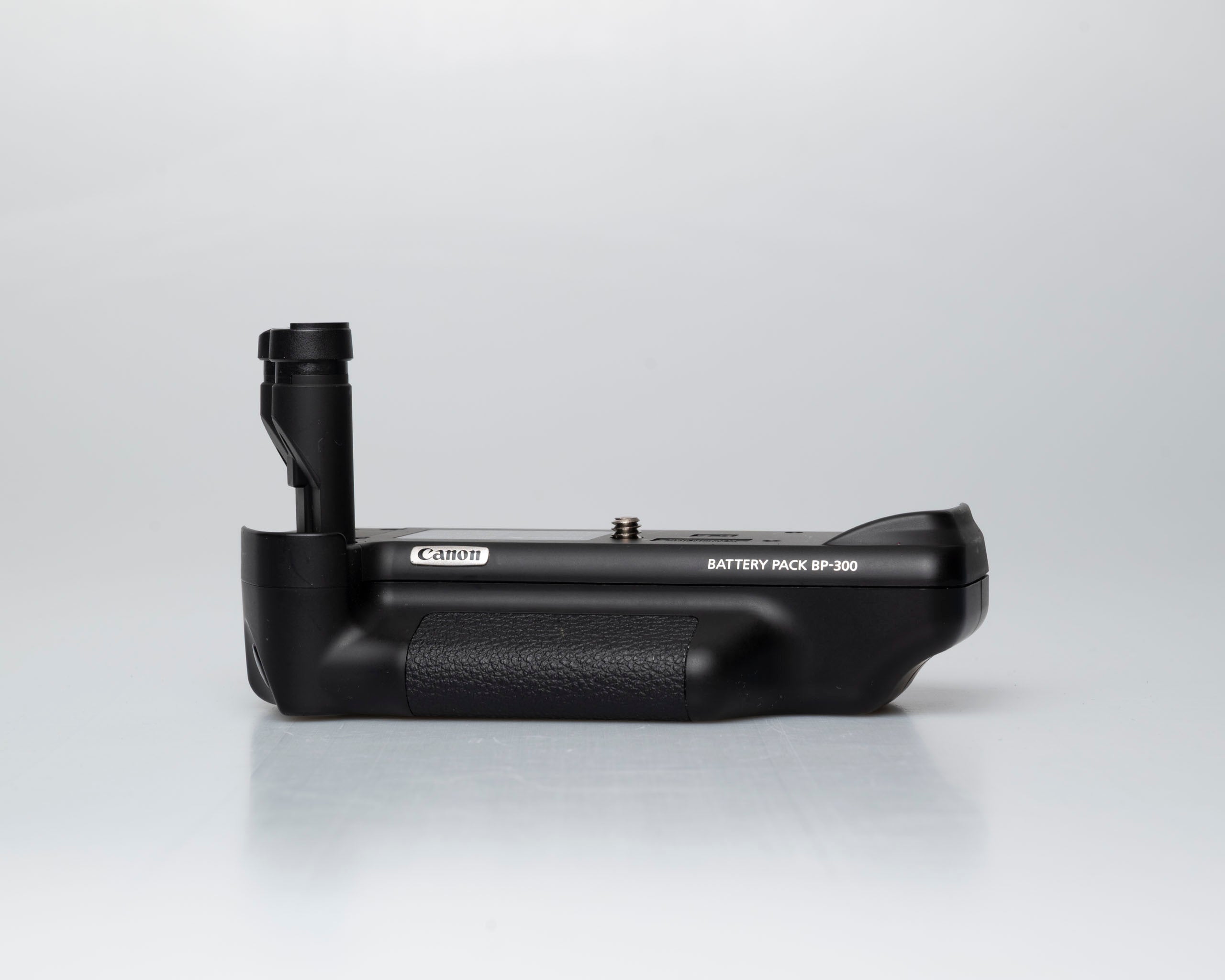 Canon BP-300 Battery pack with vertical-grip shutter button (for