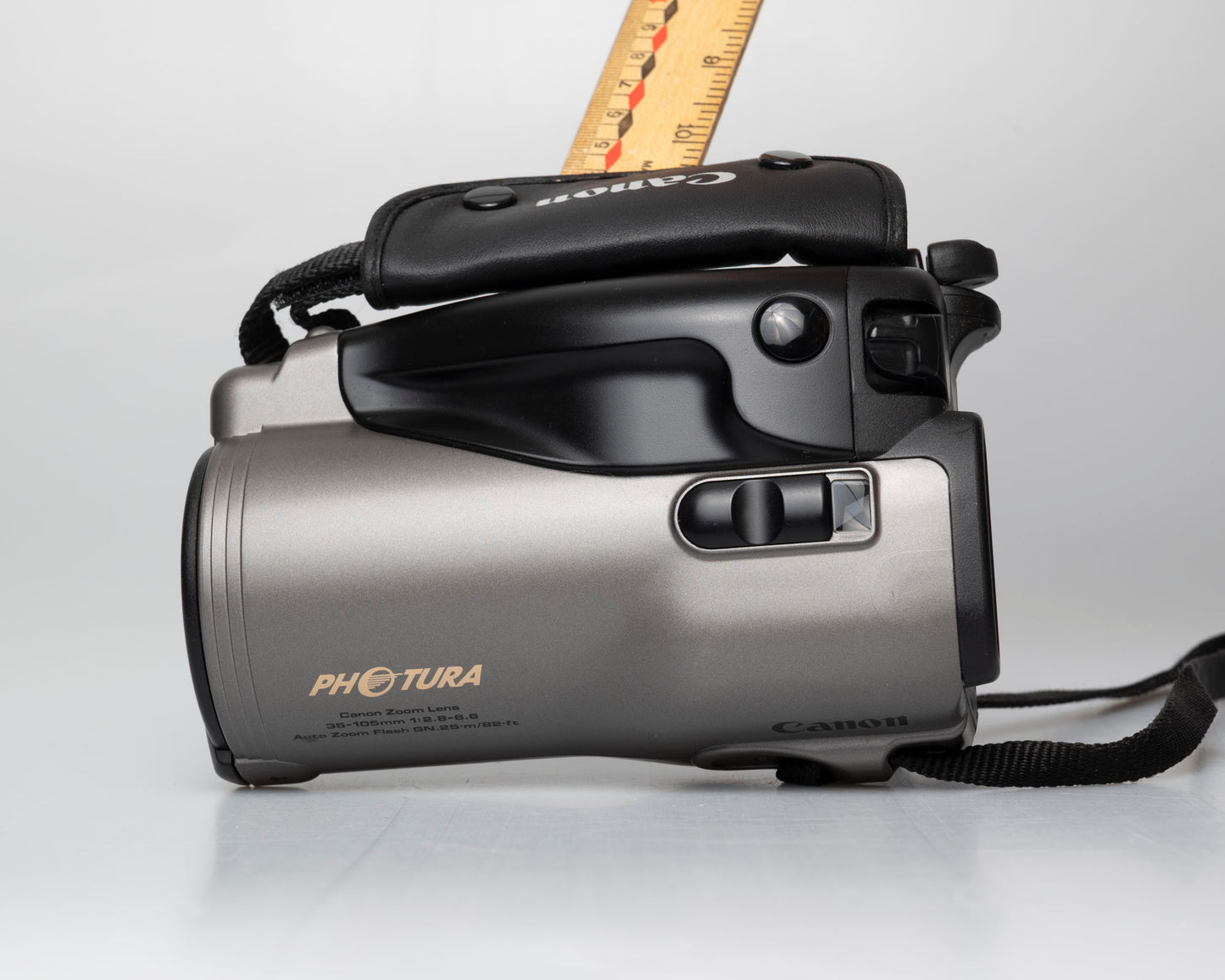 Canon Photura avancée appareil photo argentique 35mm (numéro de série 2100595)