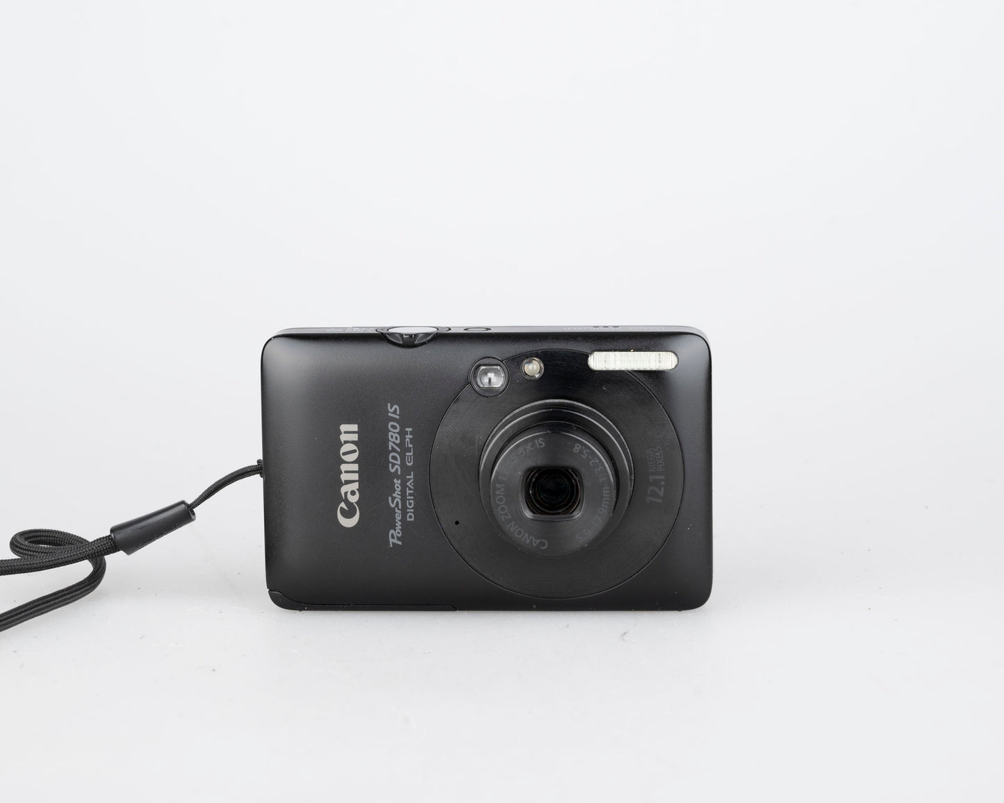 Canon Powershot SD780 IS Digital Elph 12.1MP CCD digicam w/ 16GB SD card + 2 batteries + charger