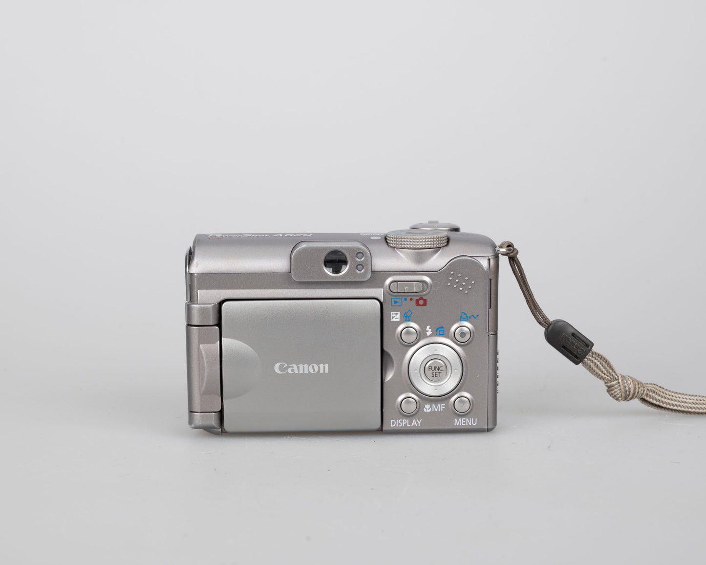 Canon Powershot A620 digicam w/ 7.1 MP CCD sensor; includes 32MB SD card (uses AA batteries)