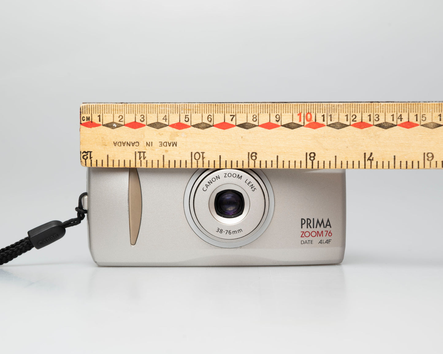 Canon Prima Zoom 76 35mm film camera (serial 5919043)