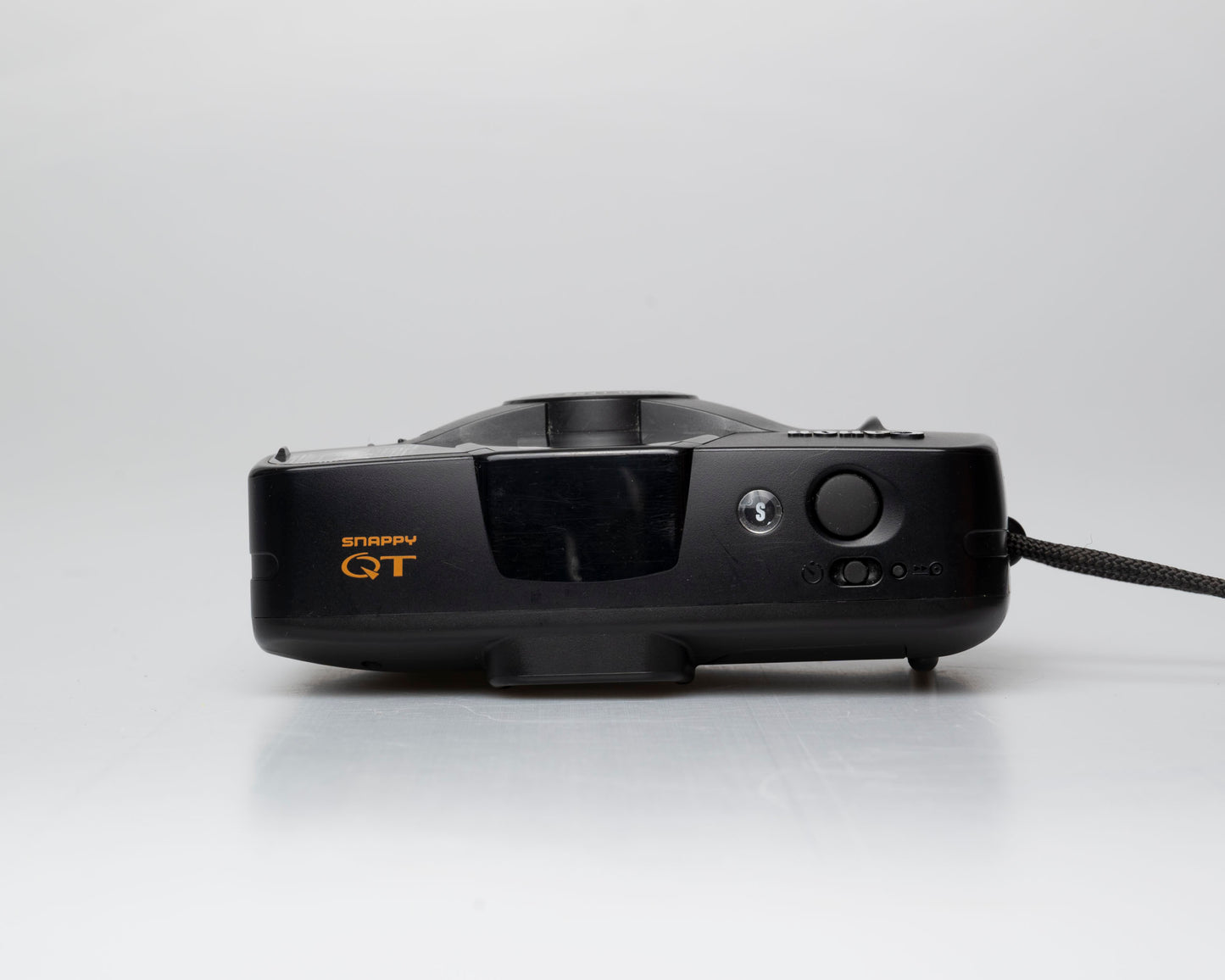 Canon Snappy QT 35mm camera (serial 0944631)