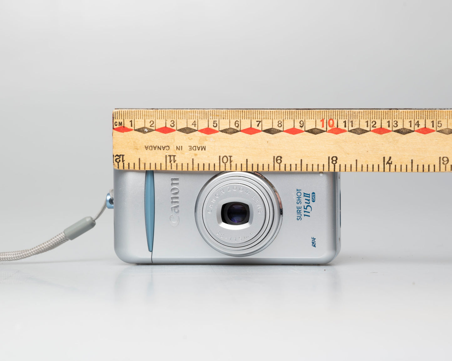 Canon Sure Shot 115u II Date appareil photo 35mm avec étui (numéro de série 1005159)