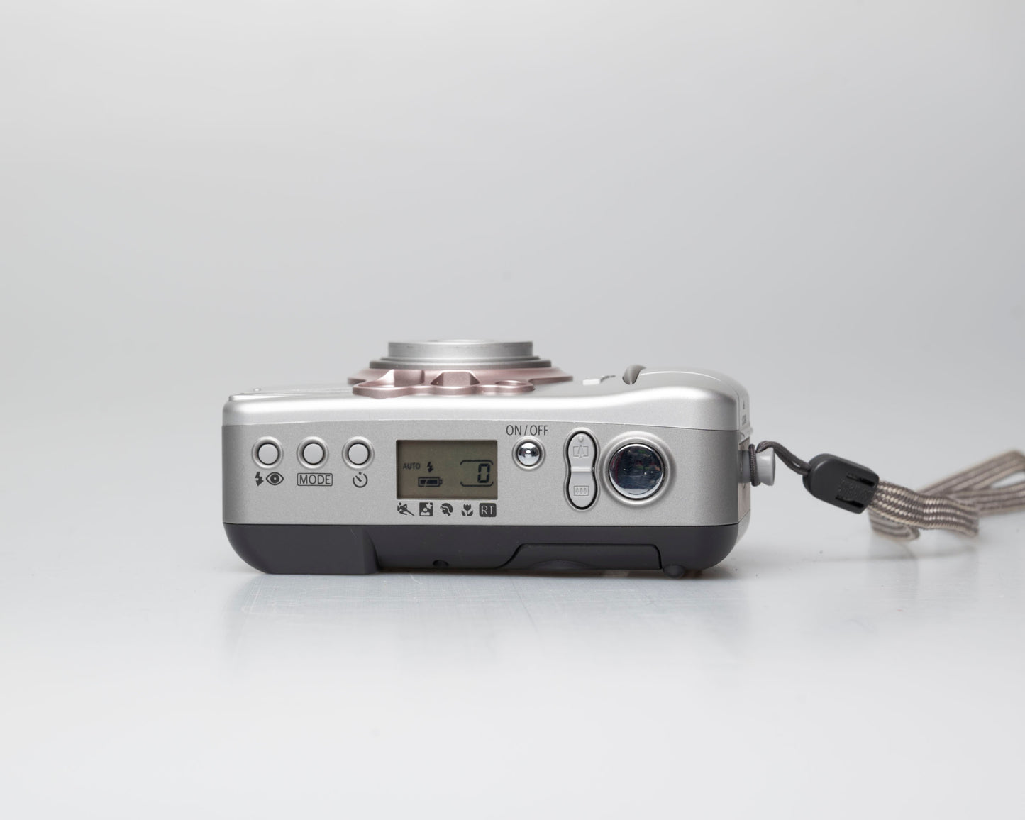 Canon Sure Shot 80u 35mm camera (serial 7746776)