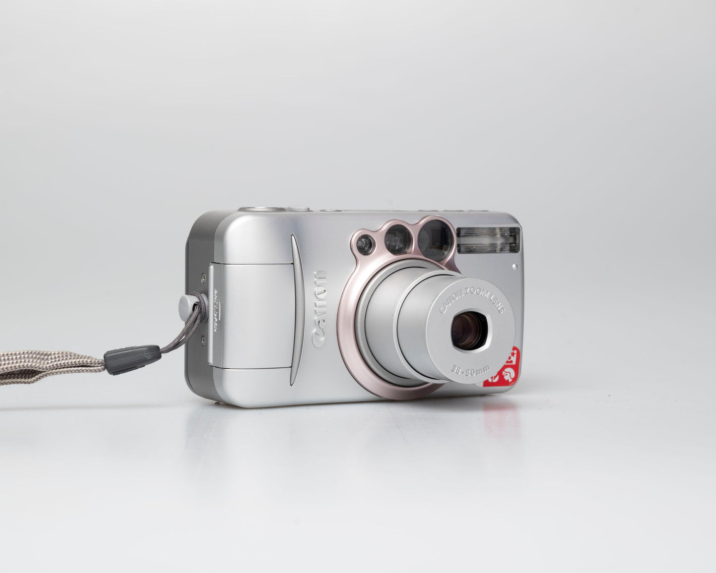 Canon Sure Shot 80u 35mm camera (serial 7746776)