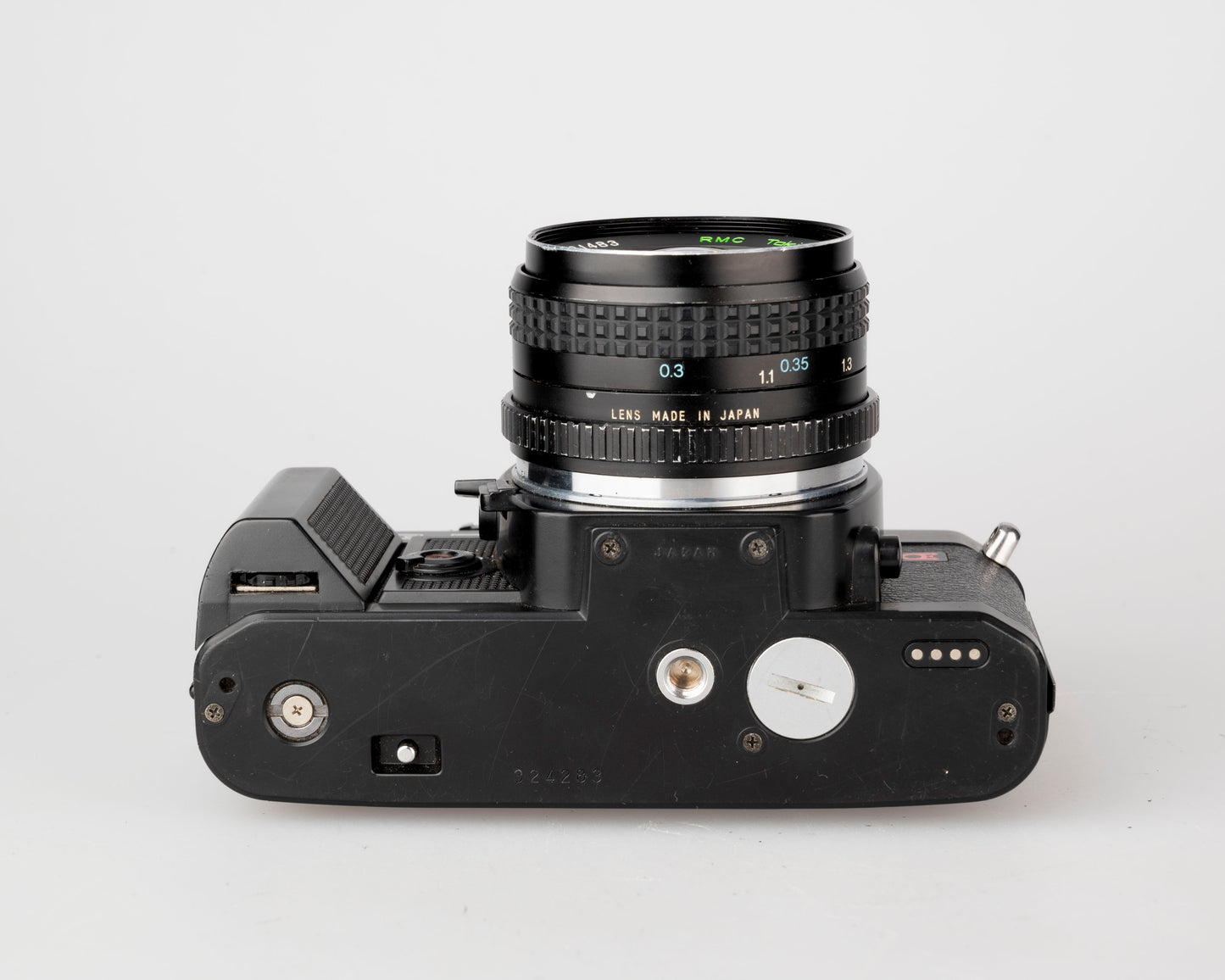 Appareil photo reflex à film Chinon CG-5 35 mm avec objectif Tokina 28 mm (série 324283)