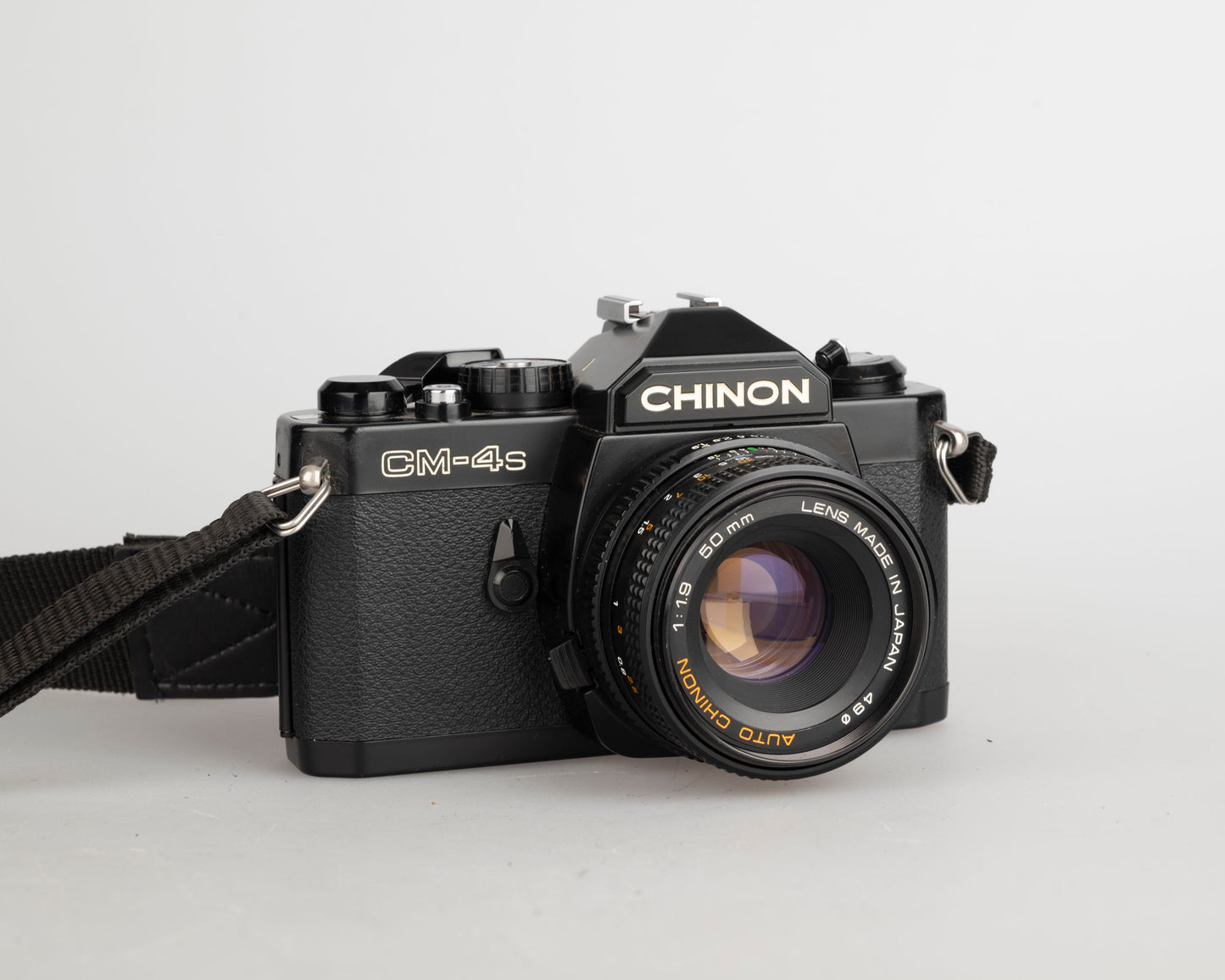 Chinon CM-4s 35mm film SLR camera w/ 50mm f1.9 lens + ever-ready case (serial 359792)