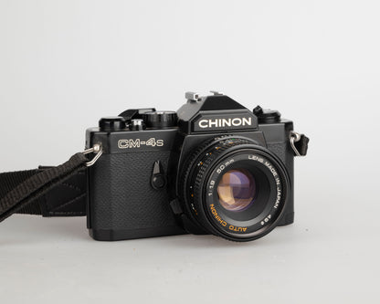 Appareil photo reflex Chinon CM-4s 35 mm avec objectif 50 mm f1.9 + étui toujours prêt (série 359792)