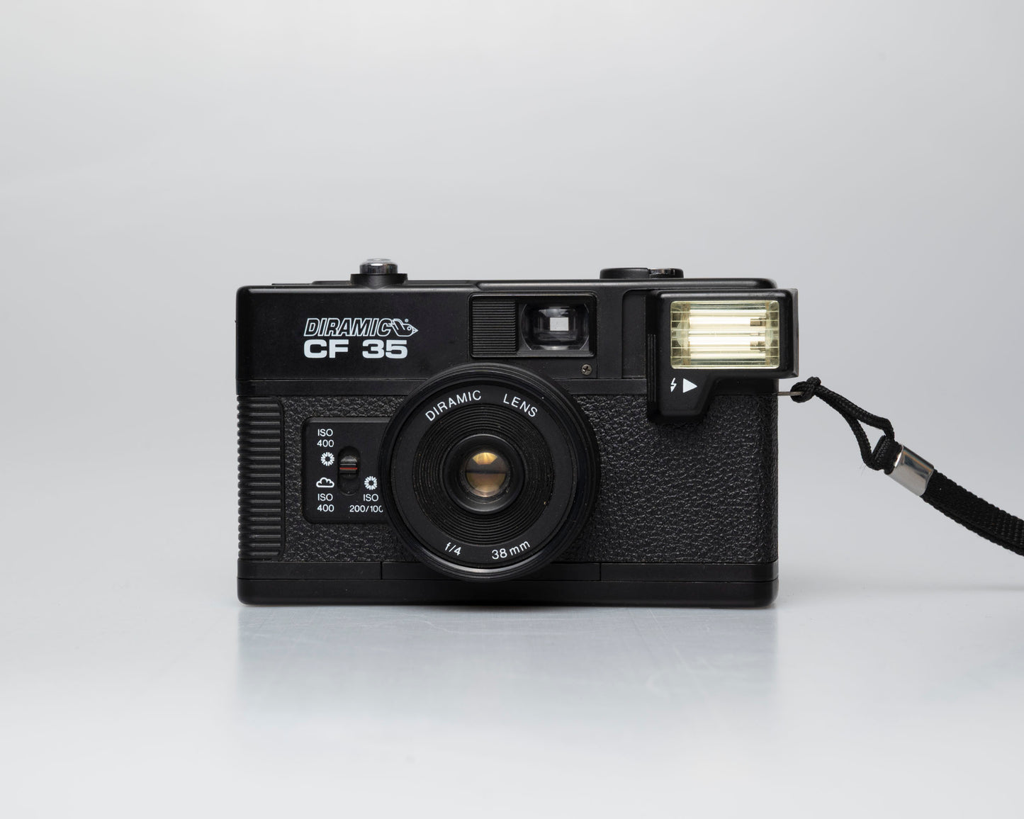 Caméra à mise au point automatique Diramic CF 35 35mm