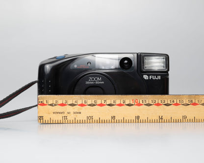 Fuji DL-900 Zoom appareil photo 35mm avec étui (série 60215434)