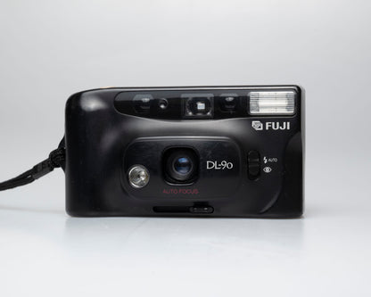 Fuji DL-90 appareil photo argentique 35mm (numéro de série 10222971)