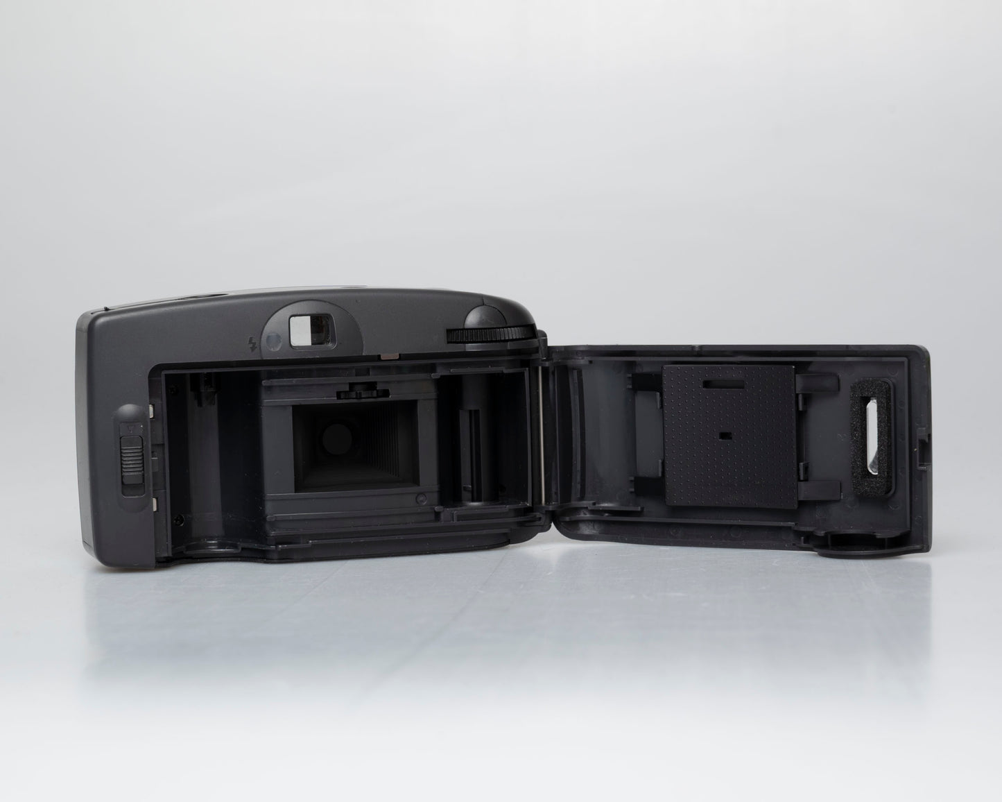 Appareil photo argentique Fuji FZ-5 35mm (numéro de série 61005809)