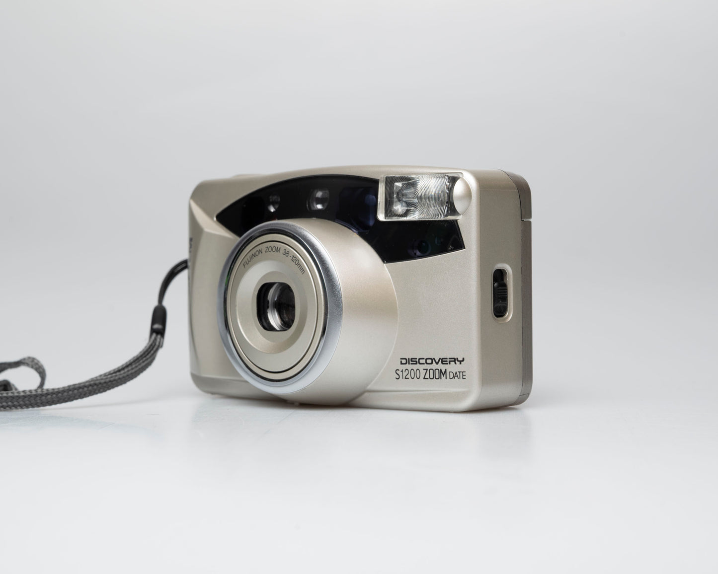 Appareil photo Fujifilm Discovery S1200 Zoom Date 35mm (numéro de série 1165001)