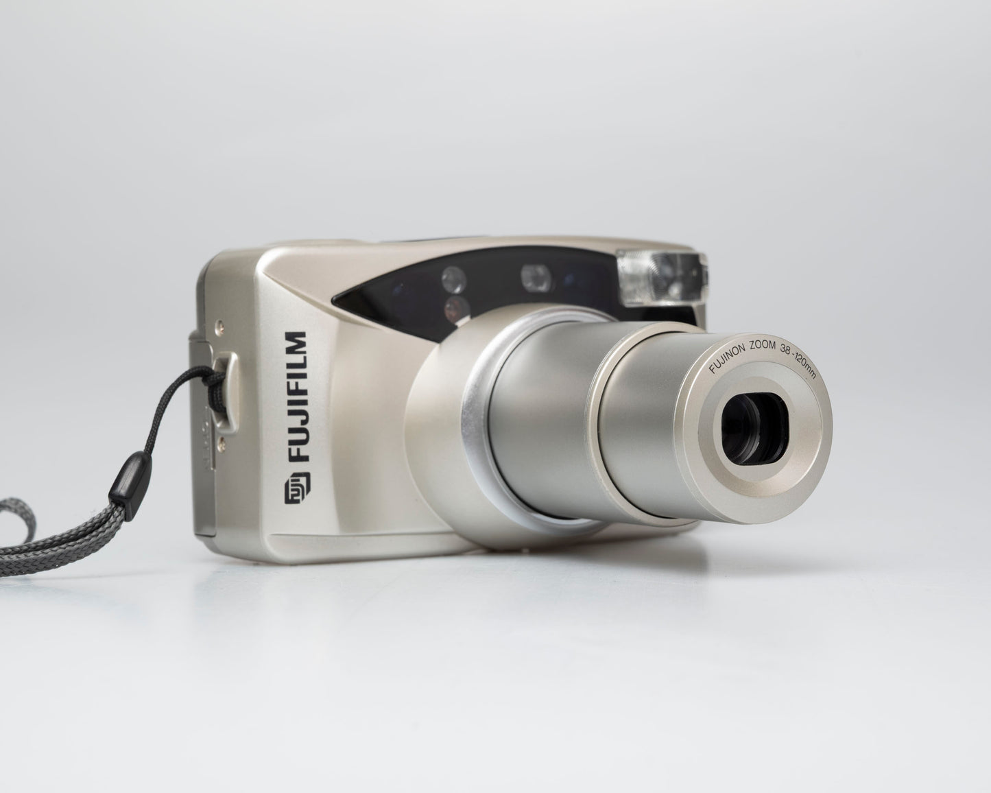 Appareil photo Fujifilm Discovery S1200 Zoom Date 35mm (numéro de série 1165001)