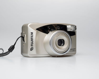Appareil photo Fujifilm Discovery S1200 Zoom Date 35mm (numéro de série 1165001)