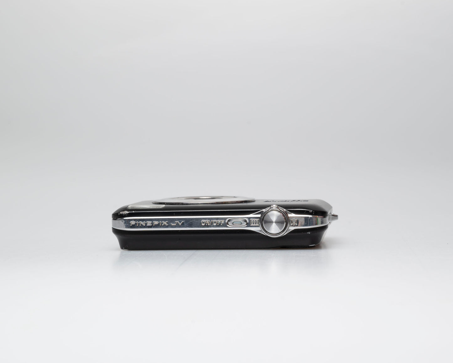 Fujifilm Finepix JV100 digicam w/ 12 MP CCD sensor + battery + charger + 8GB SD card (serial08607054)