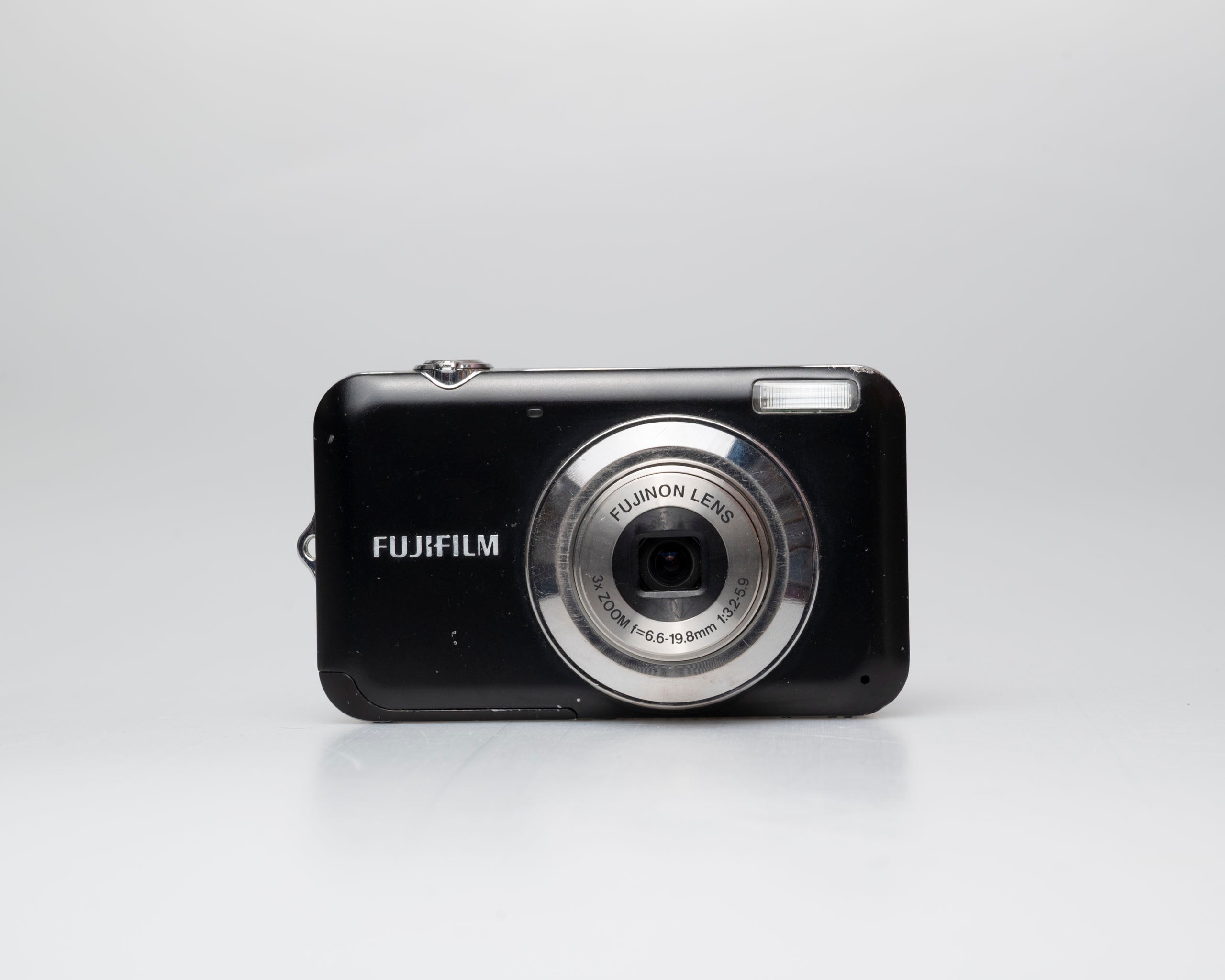 Fujifilm Finepix JV100 digicam w/ 12 MP CCD sensor + battery +