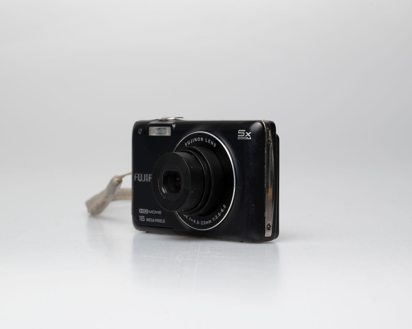 Fujifilm Finepix JX650 16 MP CCD sensor digicam w/ battery + charger + 8GB SD card (serial 4SG50713)