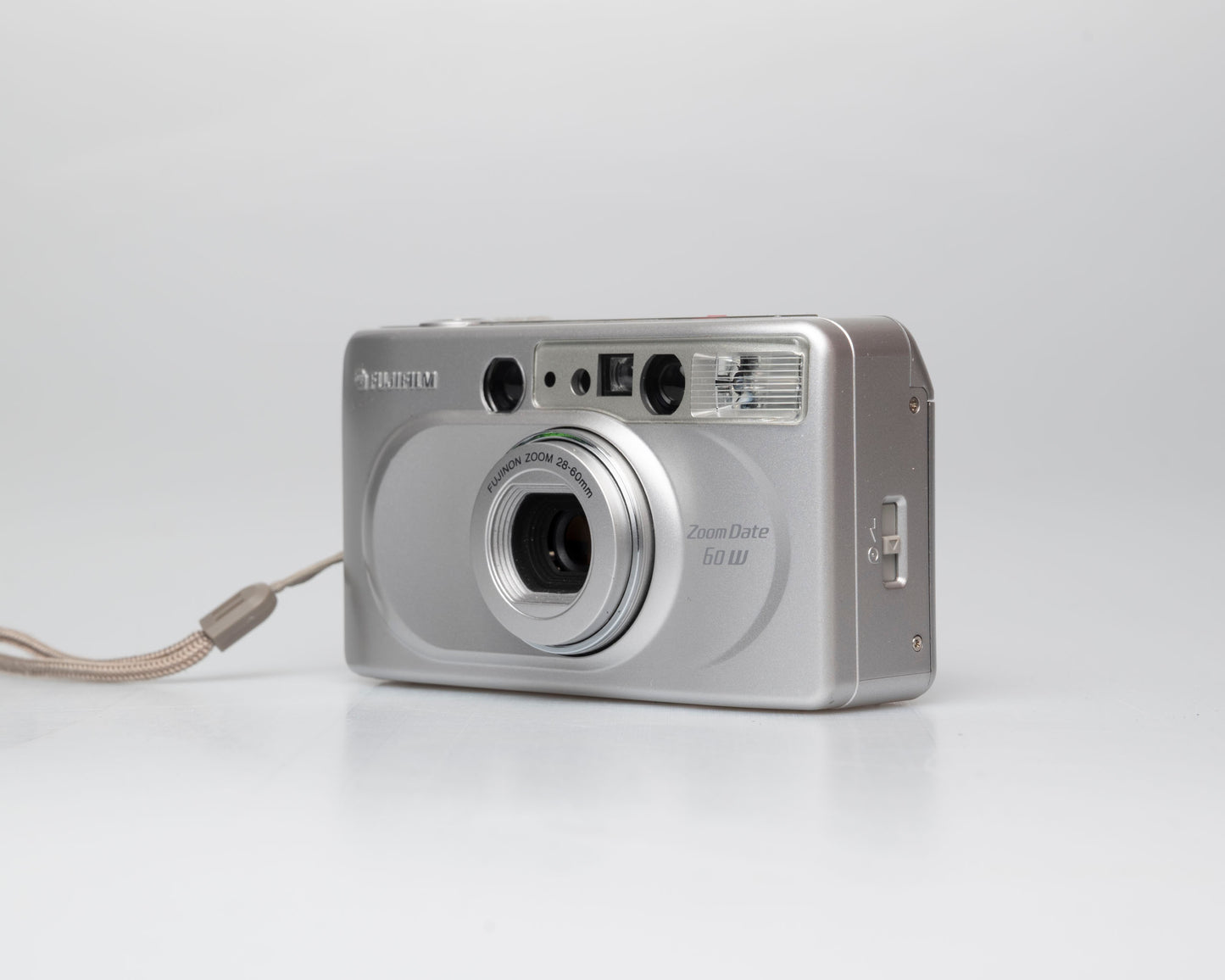 Fujifilm Zoom Date 60W 35mm camera w/ case + manual (serial 4044877)