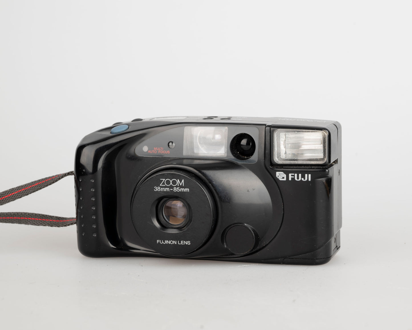 Fuji DL-900 Zoom 35mm camera w/ case (serial 71107474)