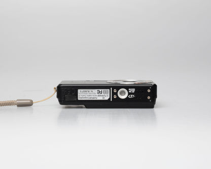 Fujifilm Finepix J10 8.2 MP digicam w/ battery + charger + 8GB SD card (serial 8UG02712)