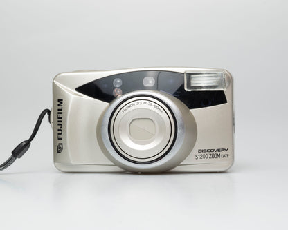 Fujifilm Discovery S1200 Zoom Date 35mm camera (serial 01255921)