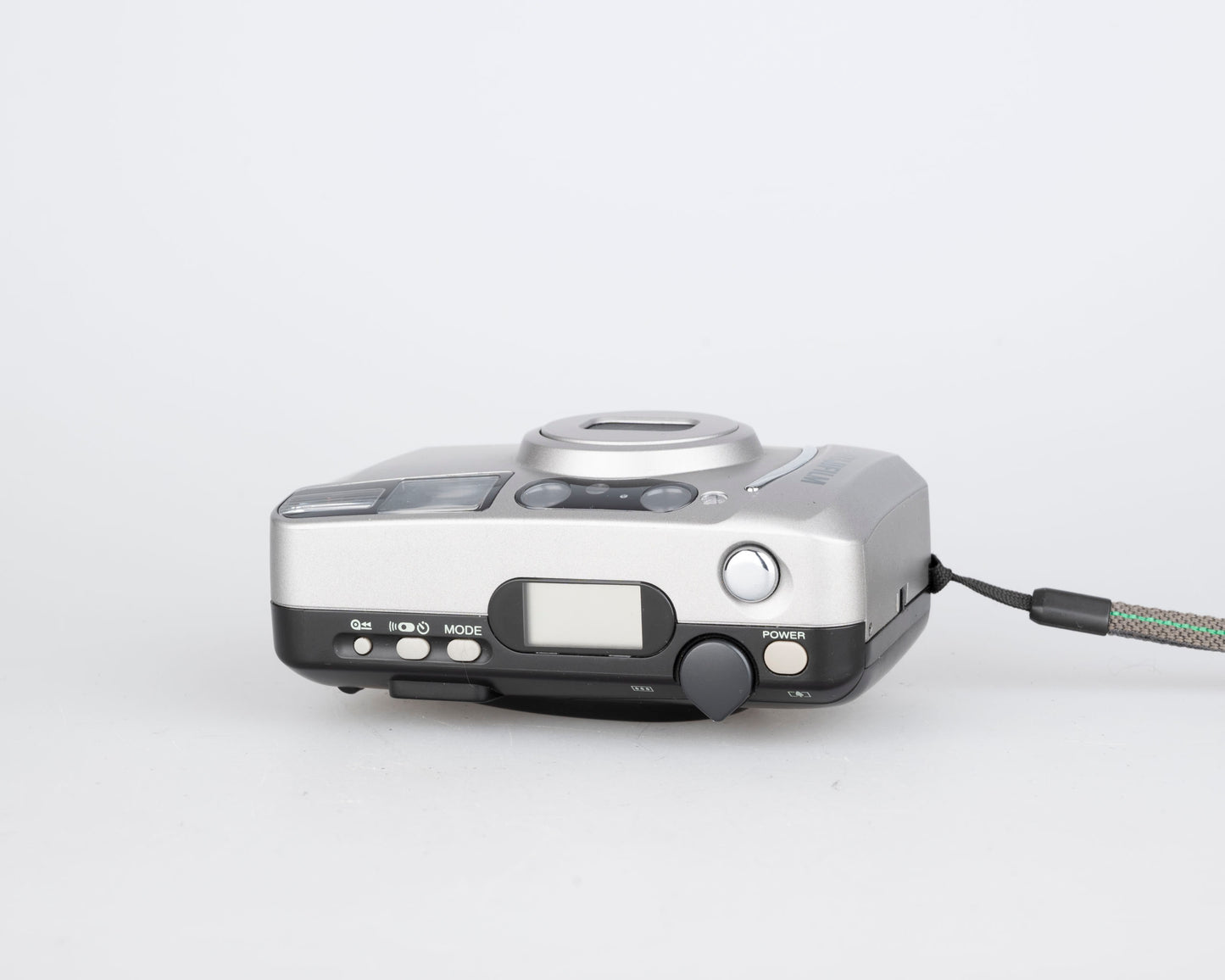 Fujifilm Discovery 700S Zoom Date 35mm camera w/ case (serial 4840437)