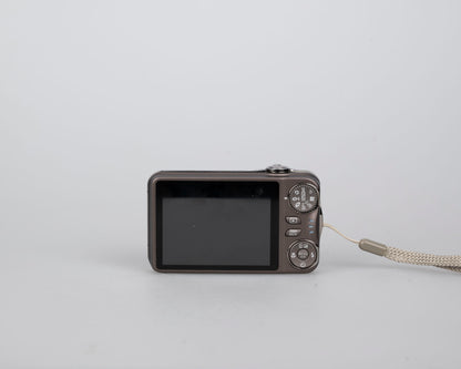Fujifilm Finepix T300 digicam w/ 14 MP CCD sensor w/ box + battery + charger + manual