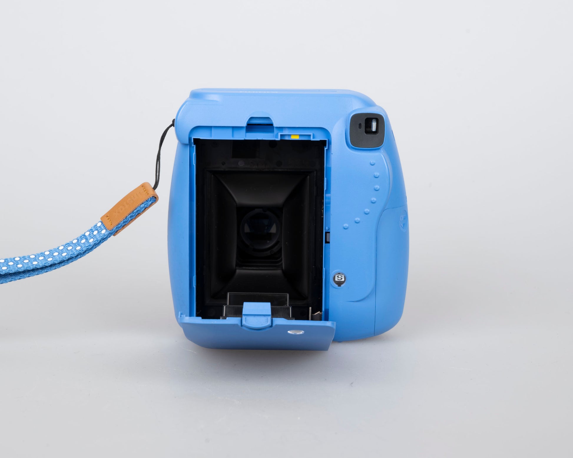 Fujifilm Instax Mini instant film camera (serial S072751)