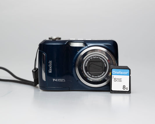 Kodak EasyShare C195 14 MP CCD sensor digicam w/ 8 GB SD card