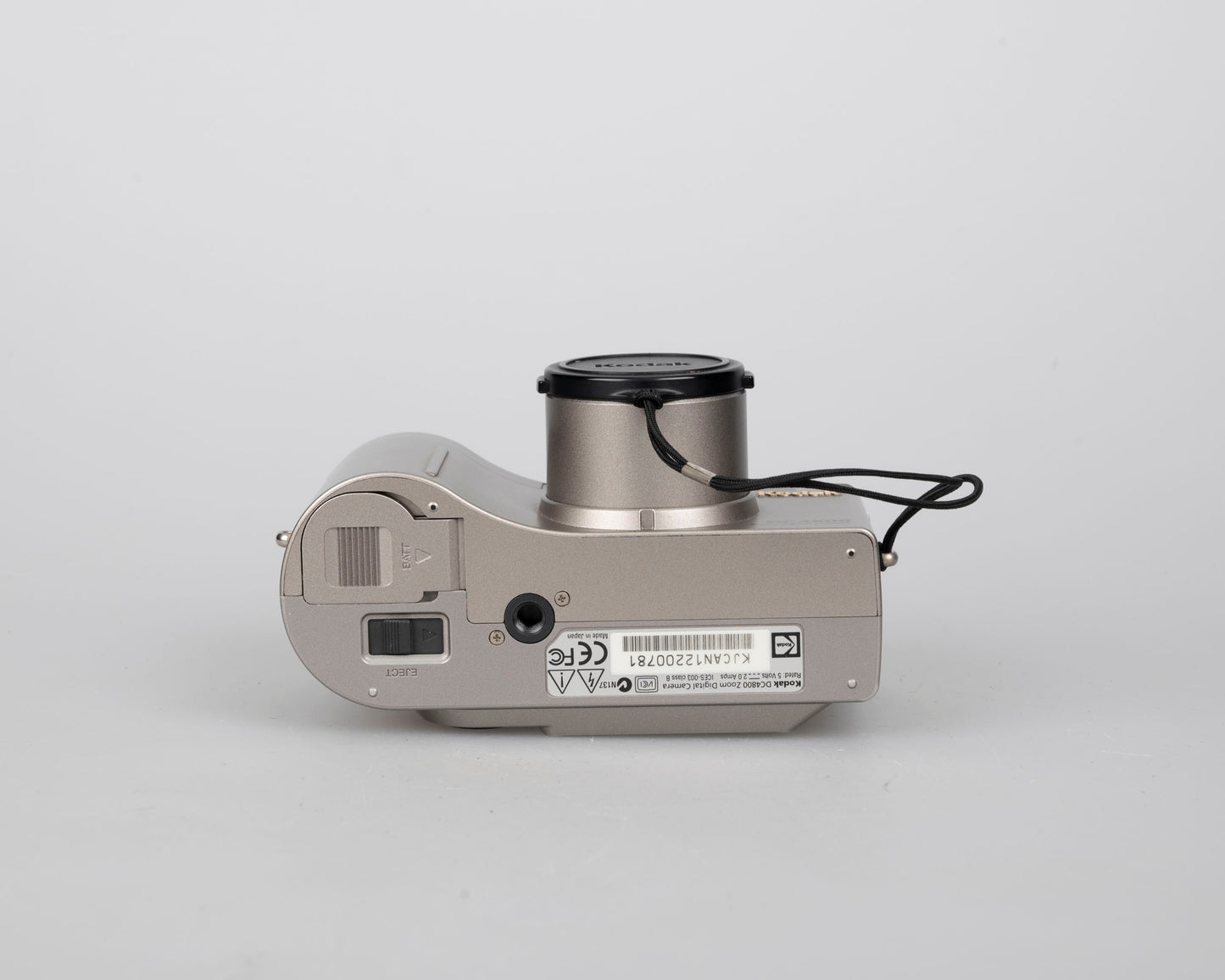 Kodak DC4800 3.1 megapixel CCD digicam w/ 256 MB CF card + battery + charger