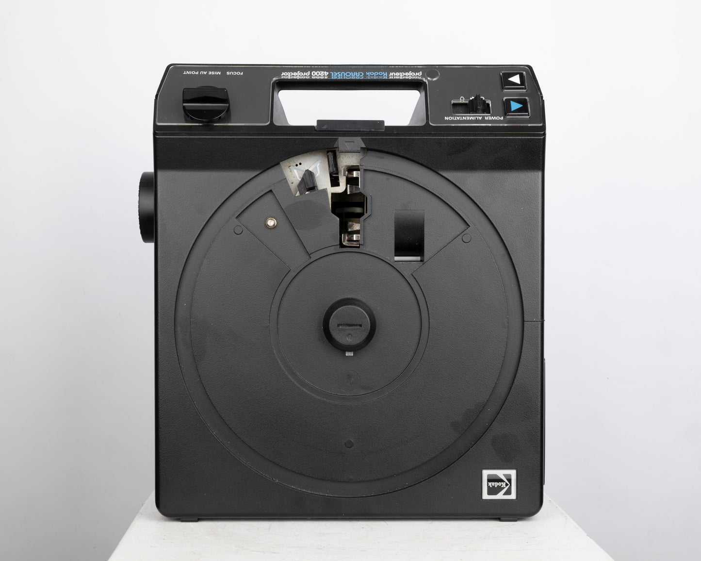 Projecteur de diapositives Kodak Carousel 4200 35 mm avec objectif Ektanar C 102 mm f2.8 (série 306895)