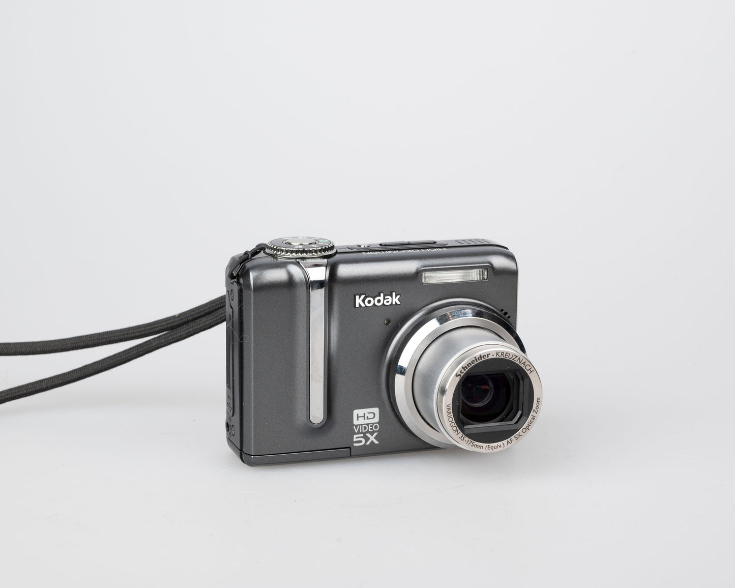 Kodak Easyshare Z1285 digicam w/ 12.4 MP CCD sensor (uses AA batteries and SD memory cards)