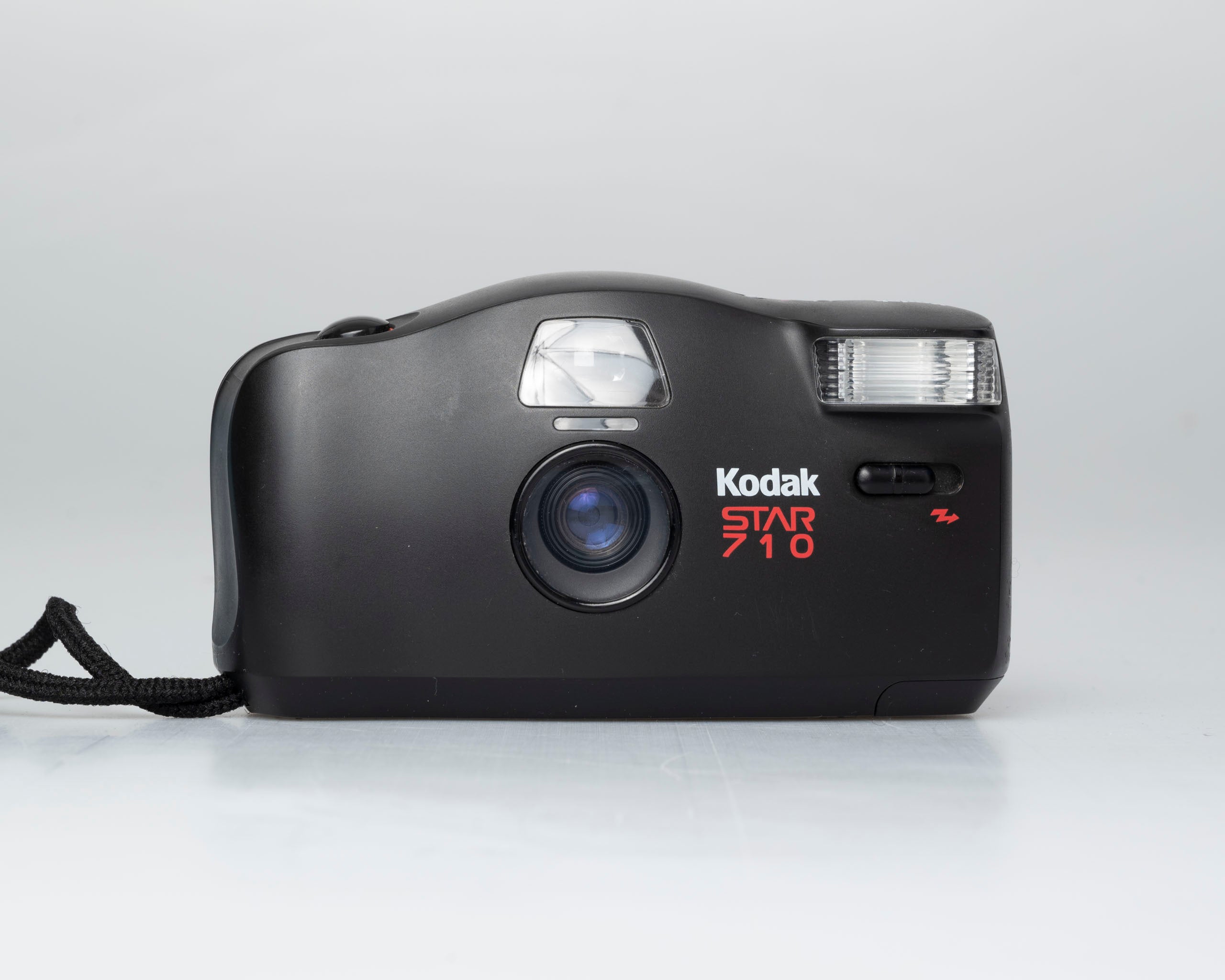 Kodak Star 710 35mm camera (serial 032037601) – New Wave Pool