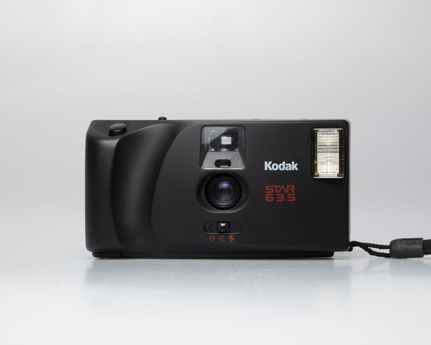 Kodak Star 635 35mm camera w/ case + manual (serial 50612978)