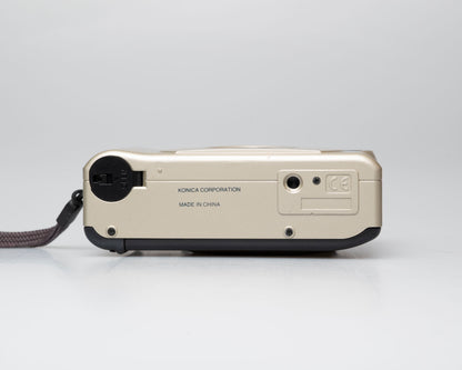 Konica FR735 35mm camera w/ case (serial 7048928)