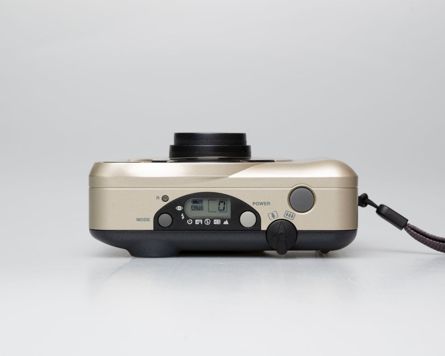 Konica FR735 35mm camera w/ case (serial 7048928)