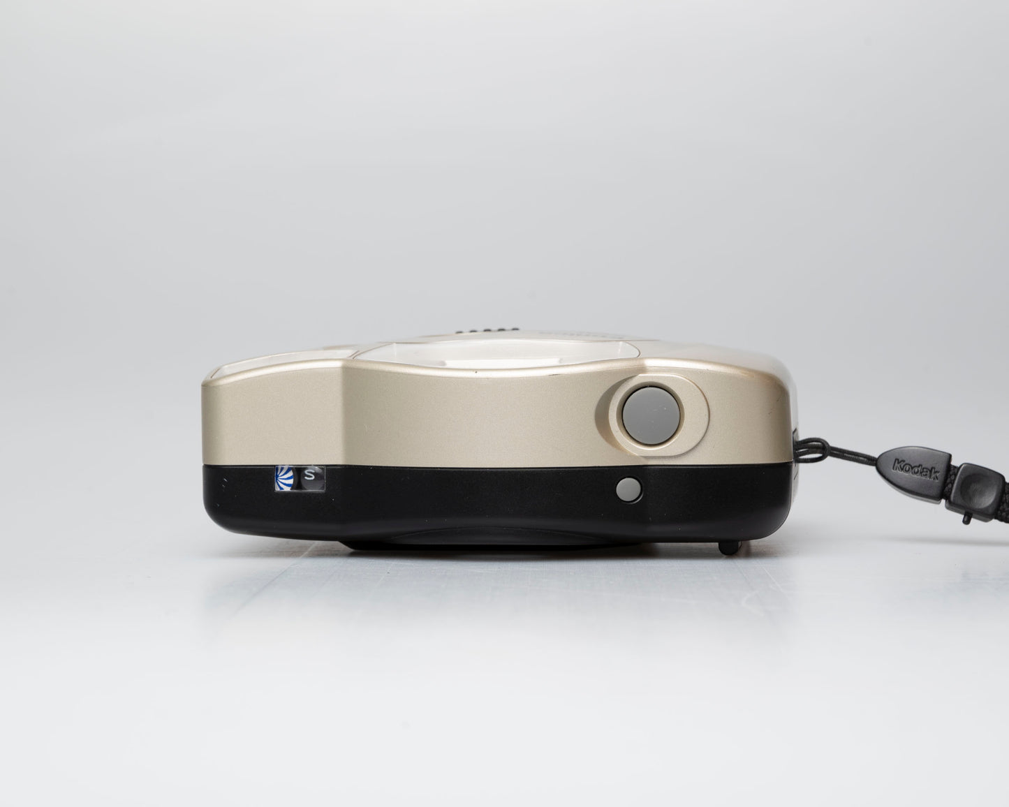 Konica Pop BF-88 appareil photo compact 35mm (numéro de série BI013202)