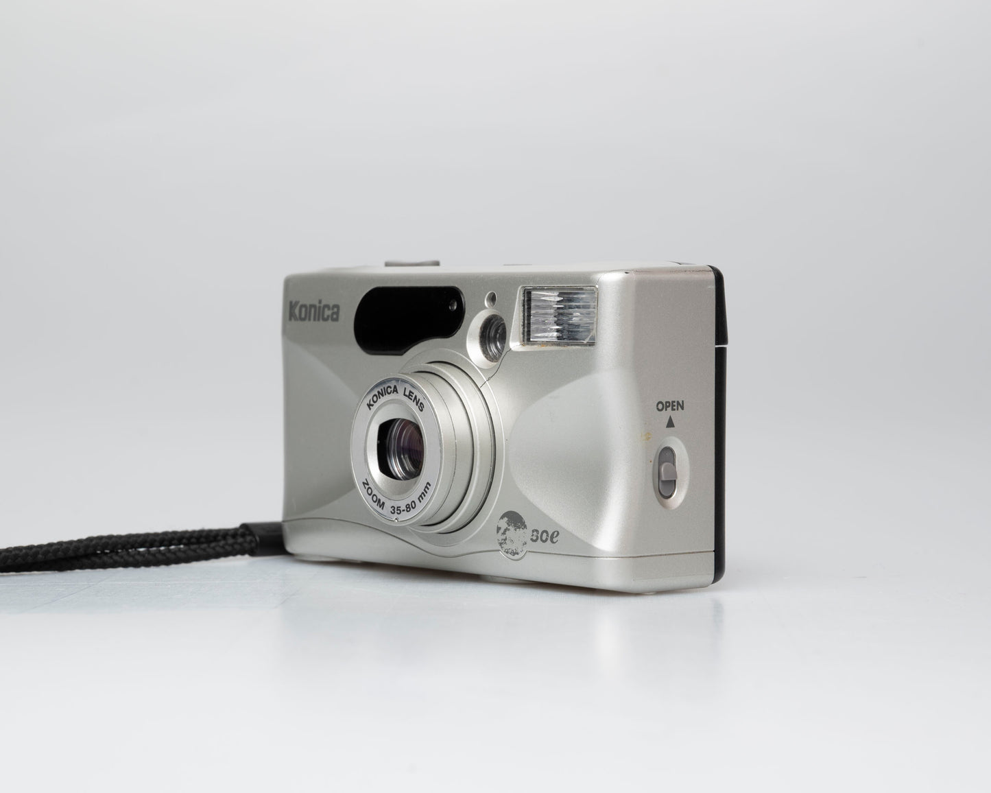 Konica Z-Up 80e appareil photo compact 35mm (série 6692987)