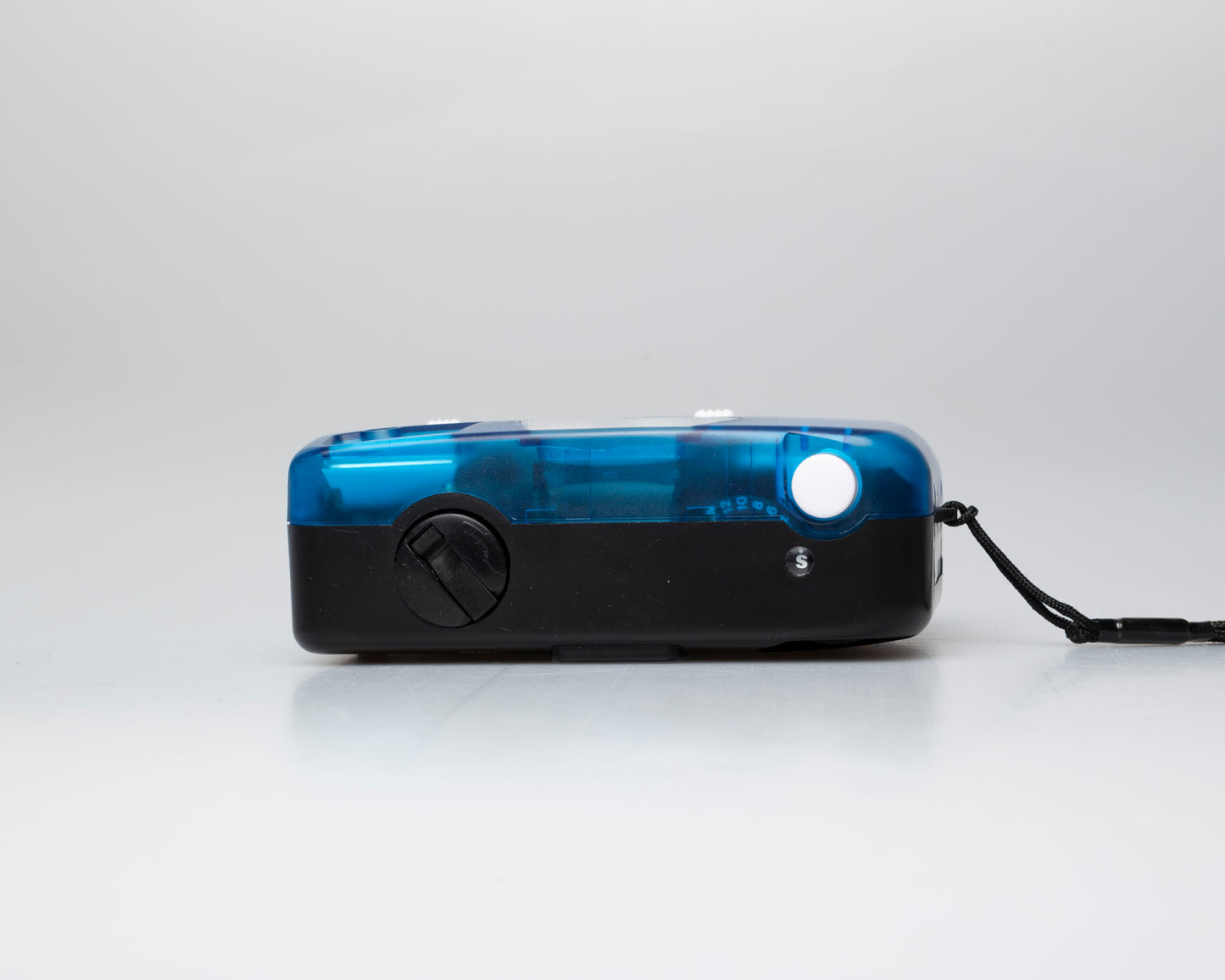 Le Clic par Keystone appareil photo argentique 35mm (numéro de série E0010)