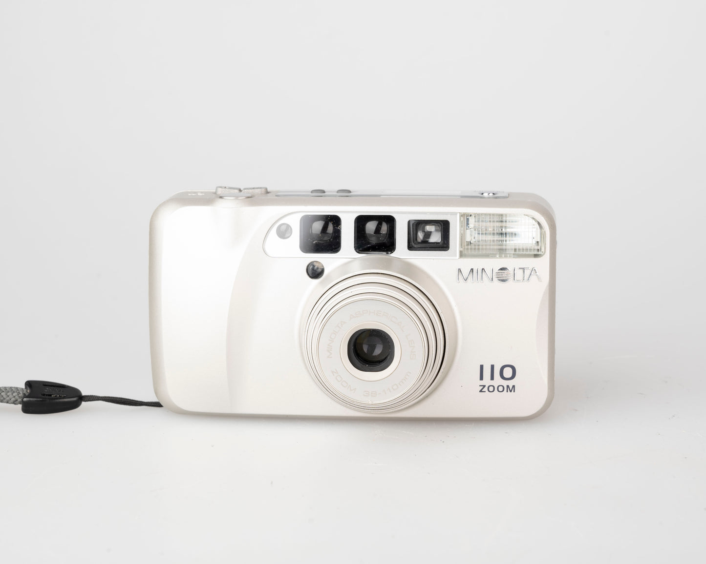 Minolta 110 Zoom ultra compact 35mm camera w/ case (serial 34332652)