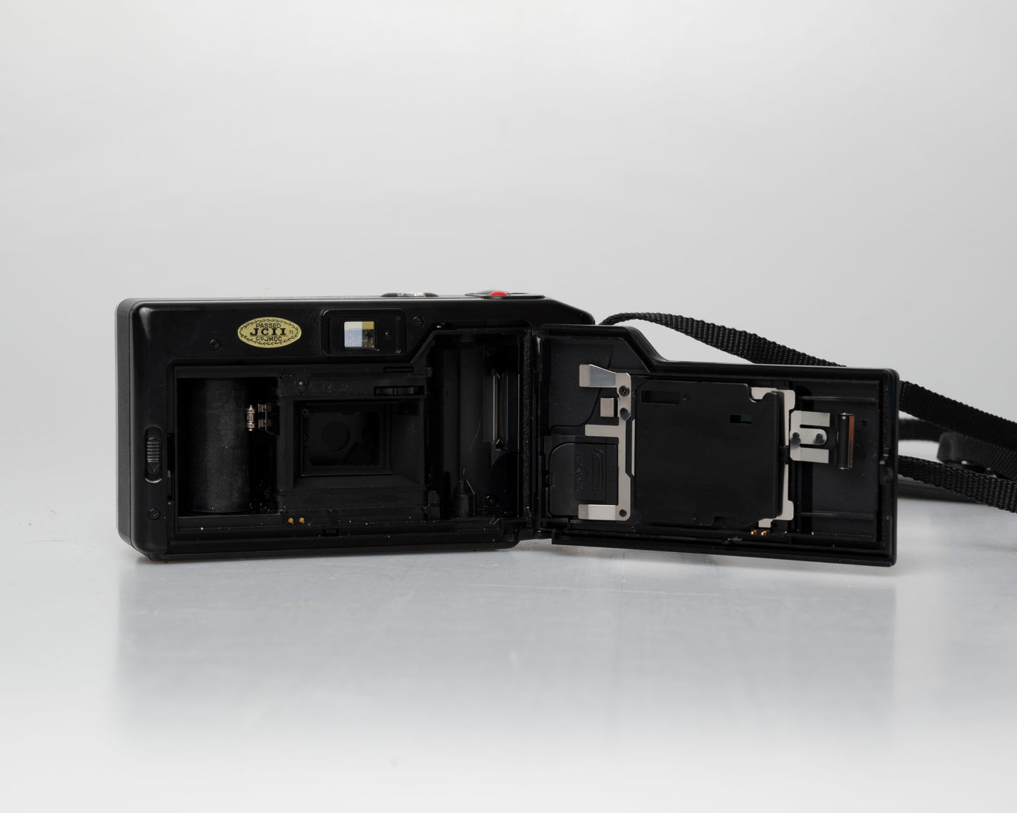 Minolta AF-DL dual lens 35mm camera (serial 37211568)