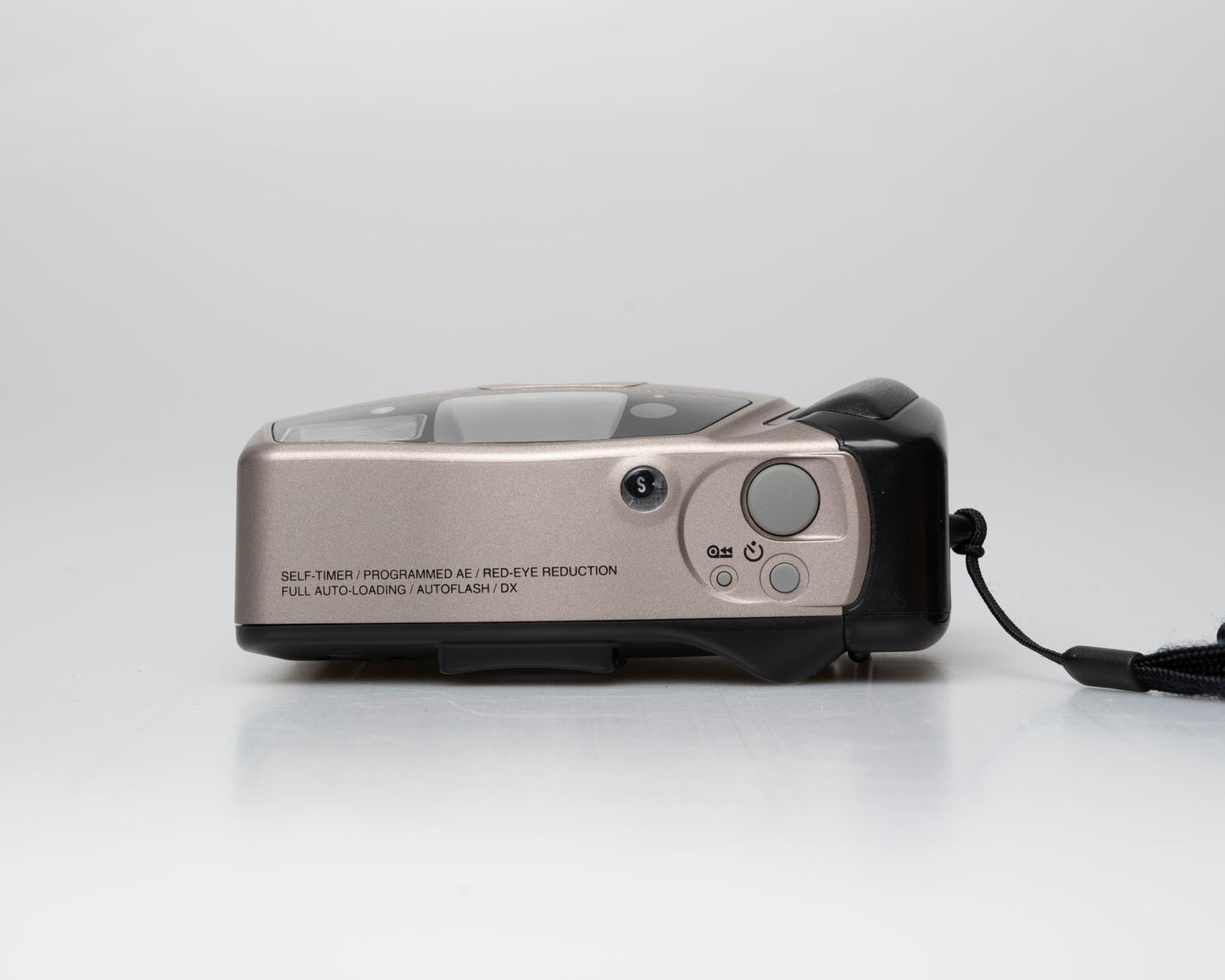 Minolta AF Big Finder 35mm camera w/ case (serial 71820113)