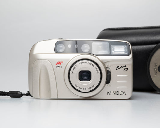 Minolta Zoom 70 35mm camera w/ case + manual (serial 36116970)