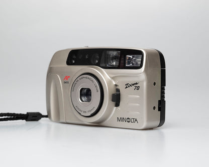 Minolta Zoom 70 35mm camera w/ case + manual (serial 36116970)