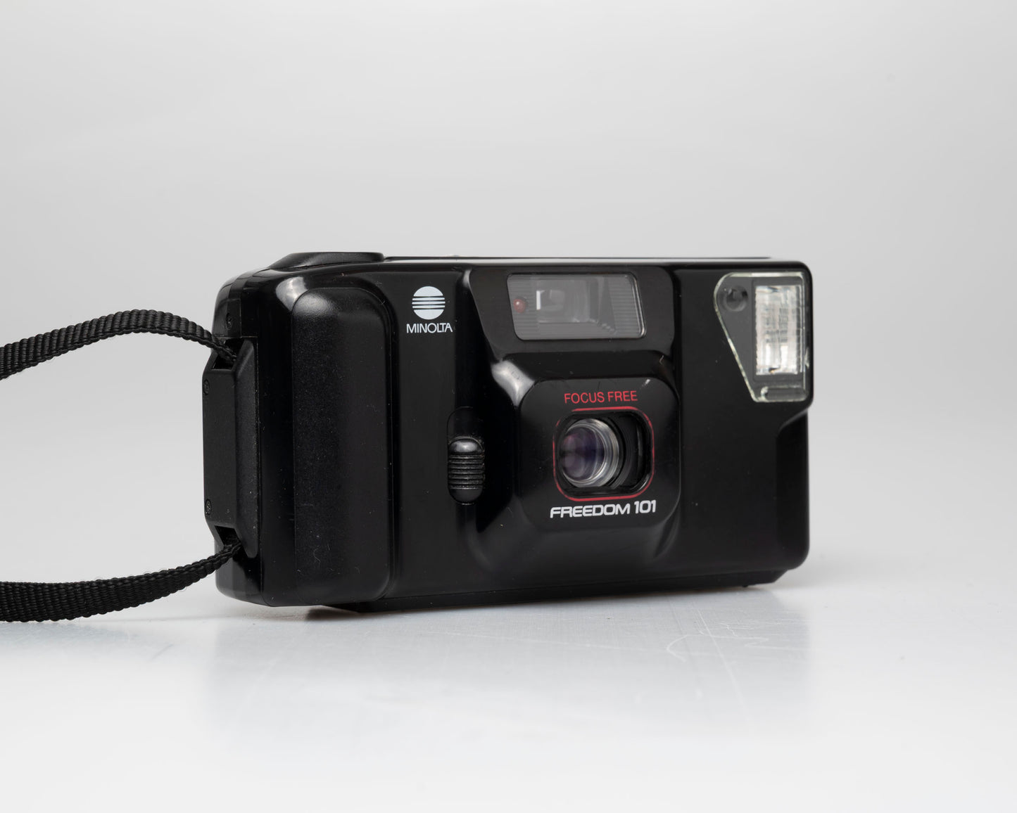 Appareil photo compact Minolta Freedom 101 35mm (numéro de série 93203369)